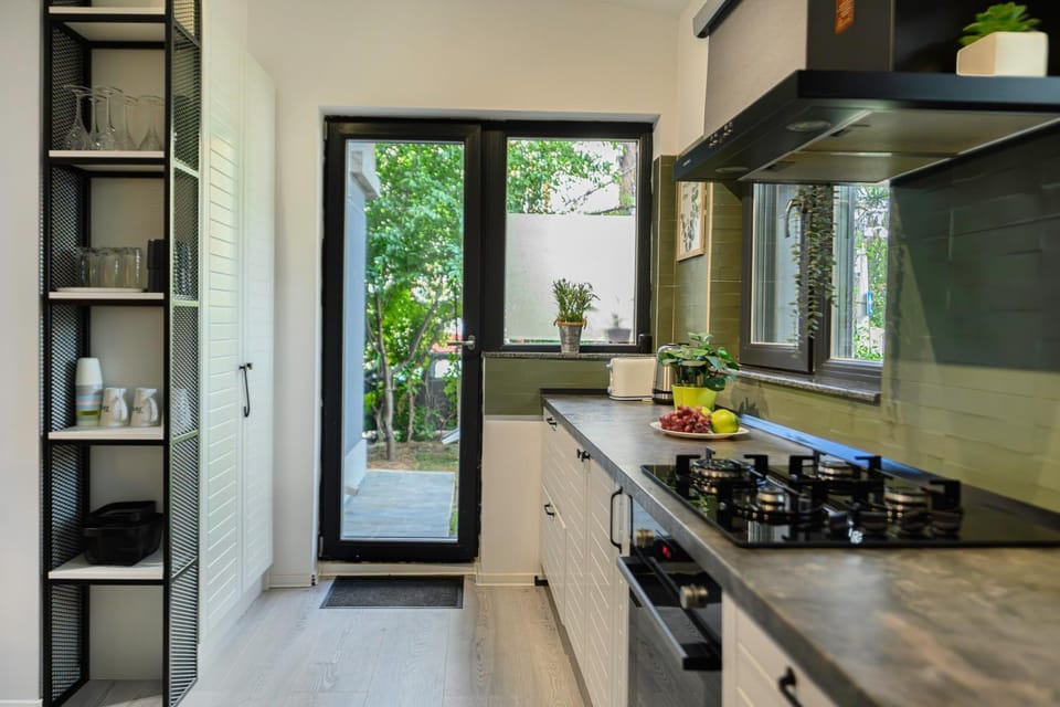 Garden, Coffee/tea facilities, Guests, oven, stove, toaster, kitchen