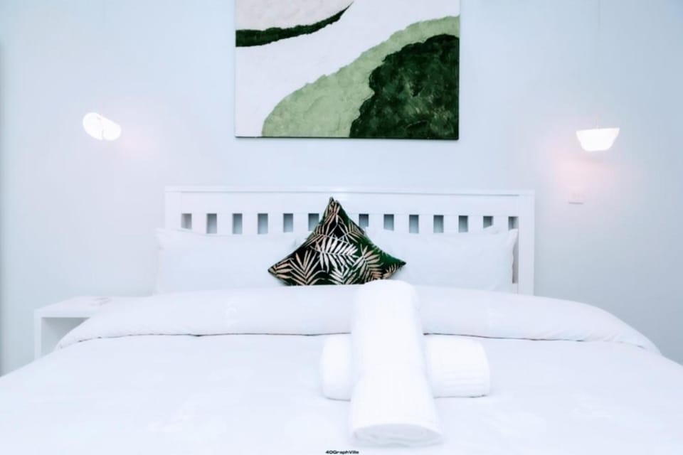 Bed, Decorative detail, Bedroom, air conditioner