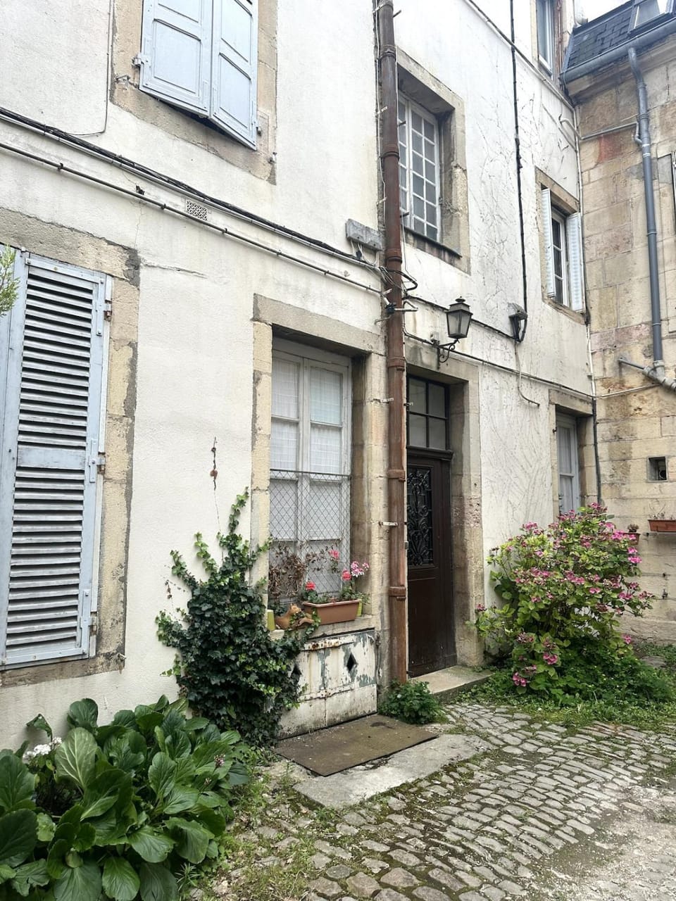 Studio vue cathédrale St-Bénigne Dijon Apartment in Dijon