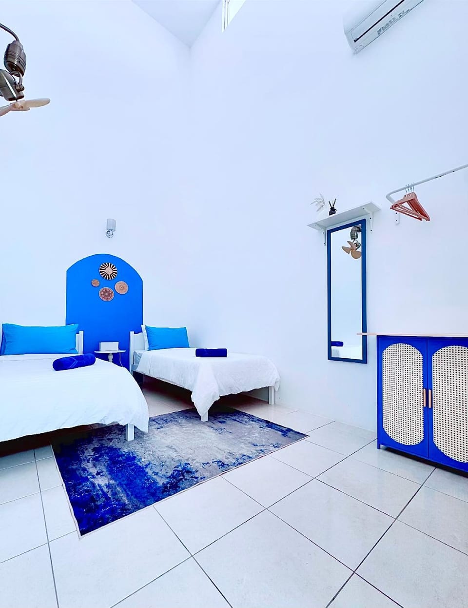 Santorini Vibes Penang - Tasek Gelugor House in Penang