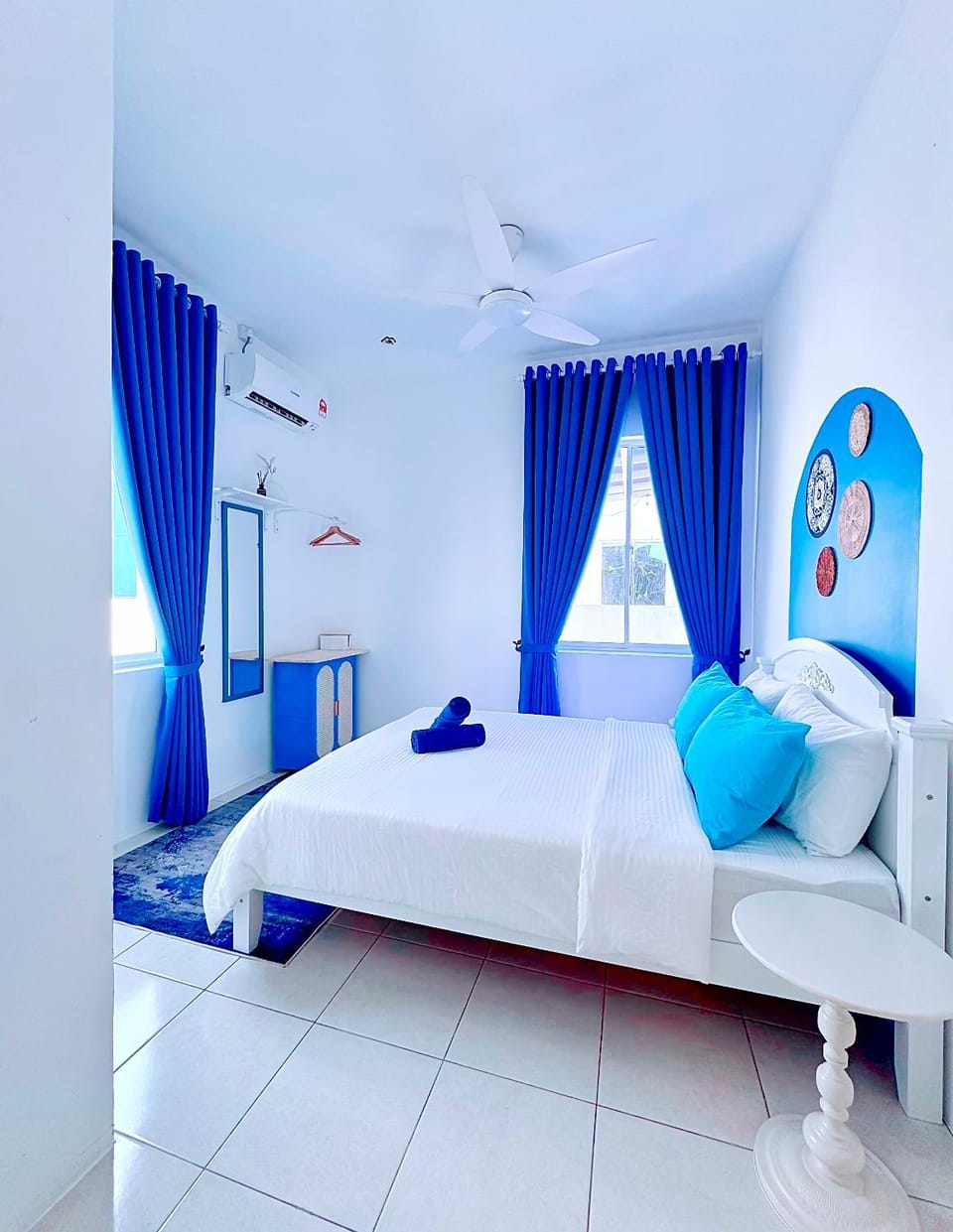 Santorini Vibes Penang - Tasek Gelugor House in Penang