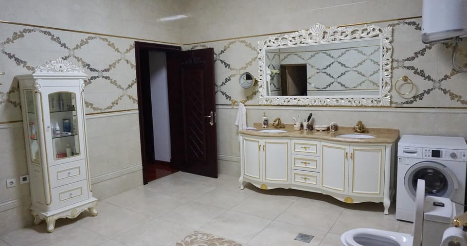 Toilet, Bathroom