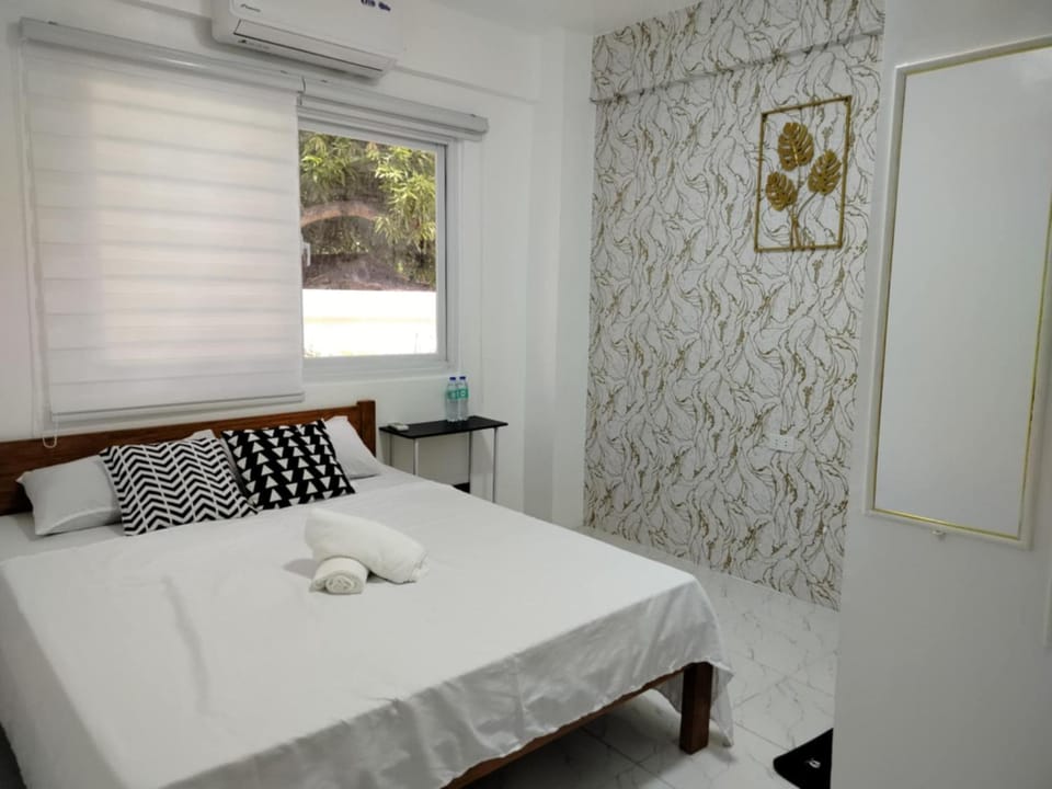 Marias Transient House Exclusive staycation Apartment in Puerto Galera