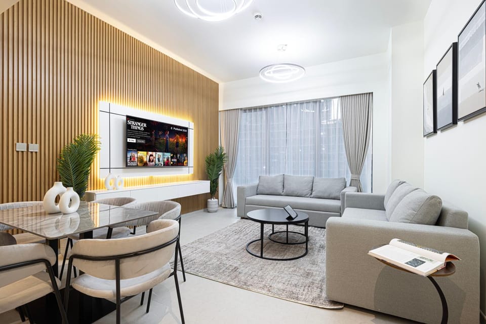 Grande Signature by Emaar! Amazing Pool, Gym and Location! Apartment in Dubai