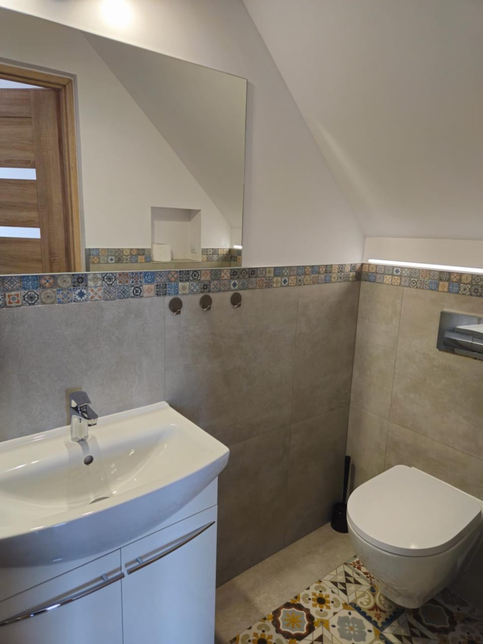 Toilet, Bathroom