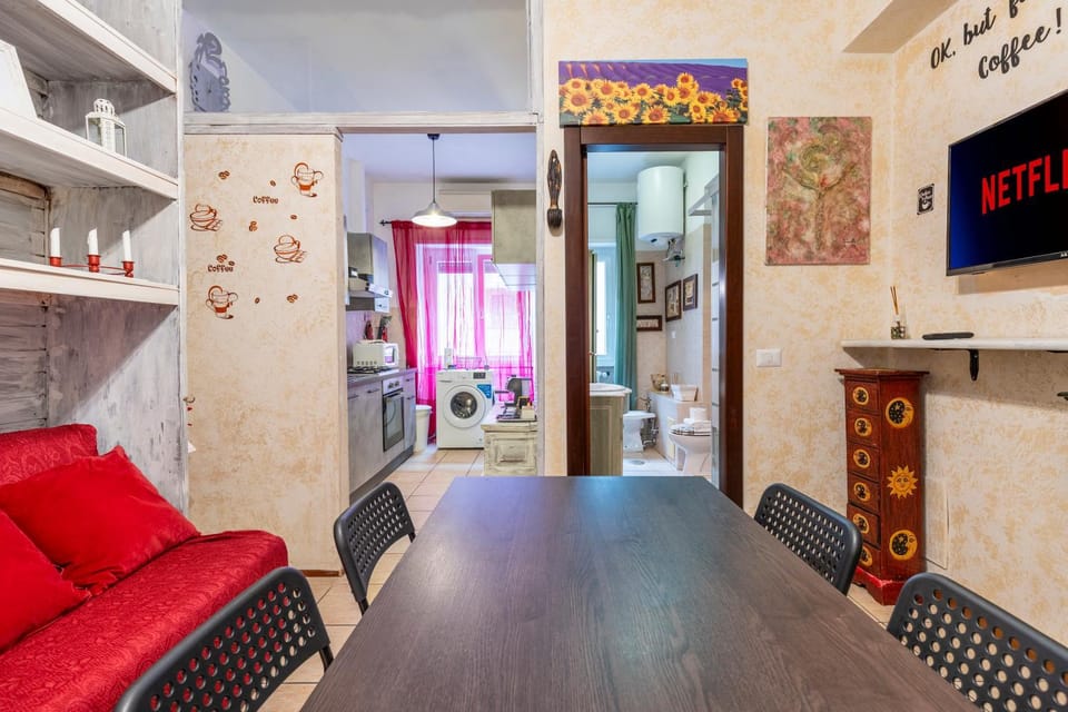 Living room, Dining area