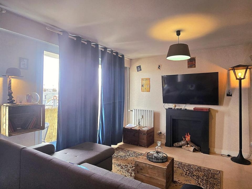 Le Sherlock - balcon - original - Wifi Apartment in Le Mans