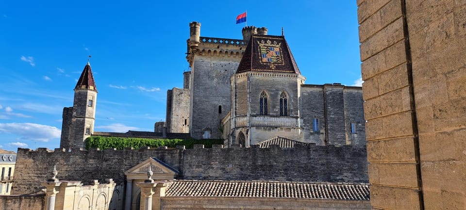 Uzès immersion Apartment in Uzes