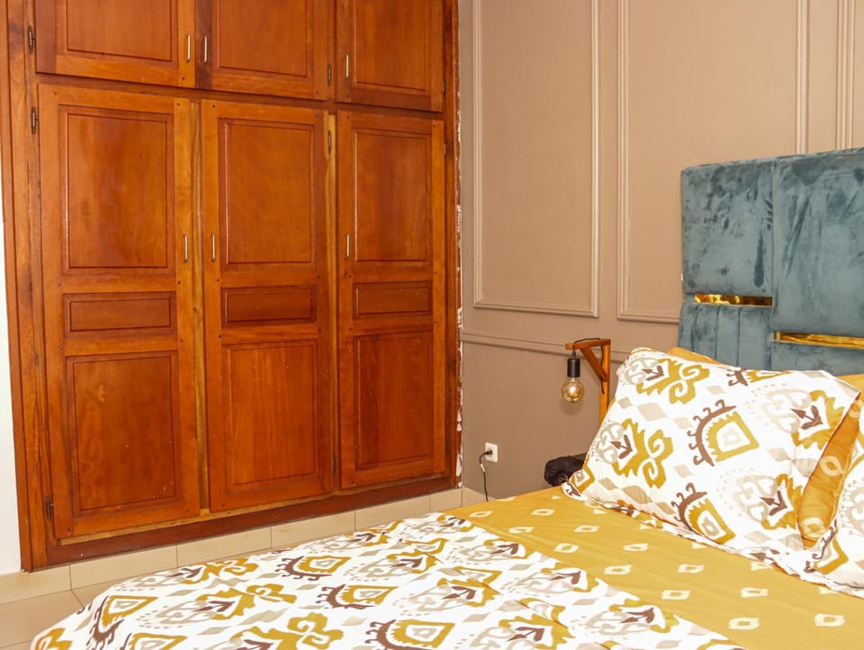 Bed, Bedroom, wardrobe