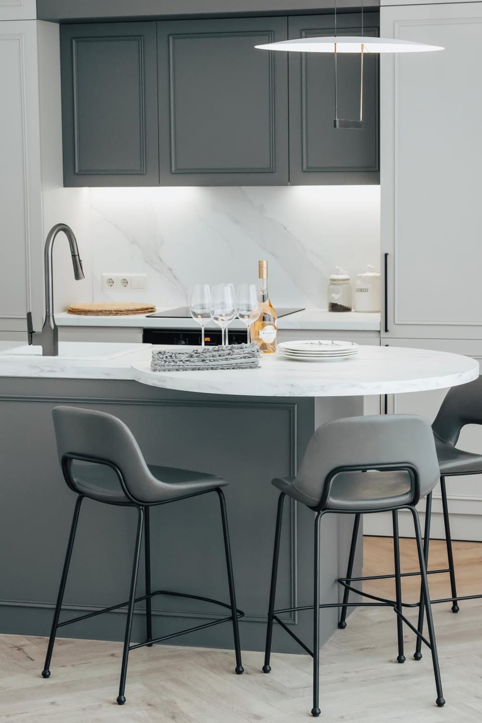 Dining area, kitchen