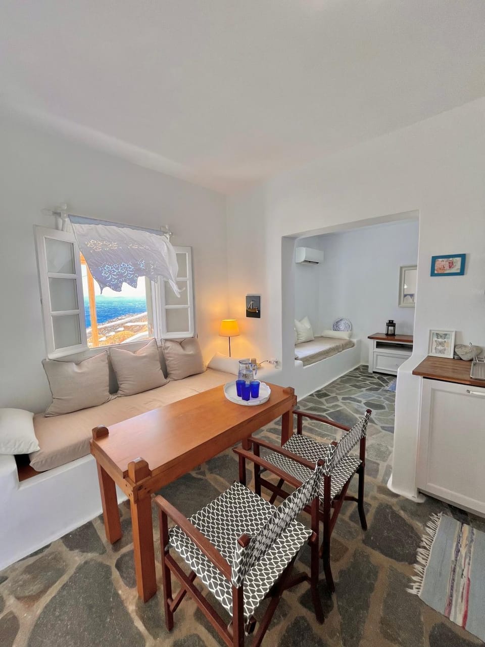 Akra House in Mykonos, Mikonos 846 00, Greece