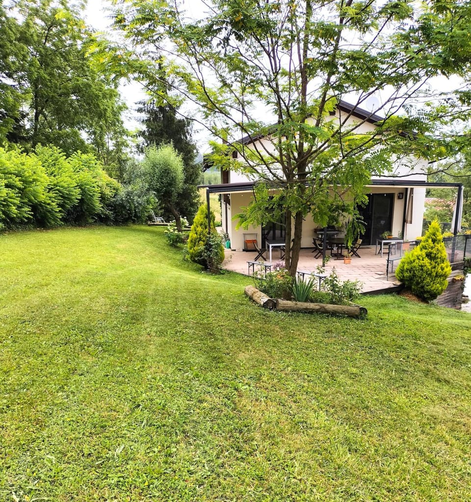 Garden, Balcony/Terrace