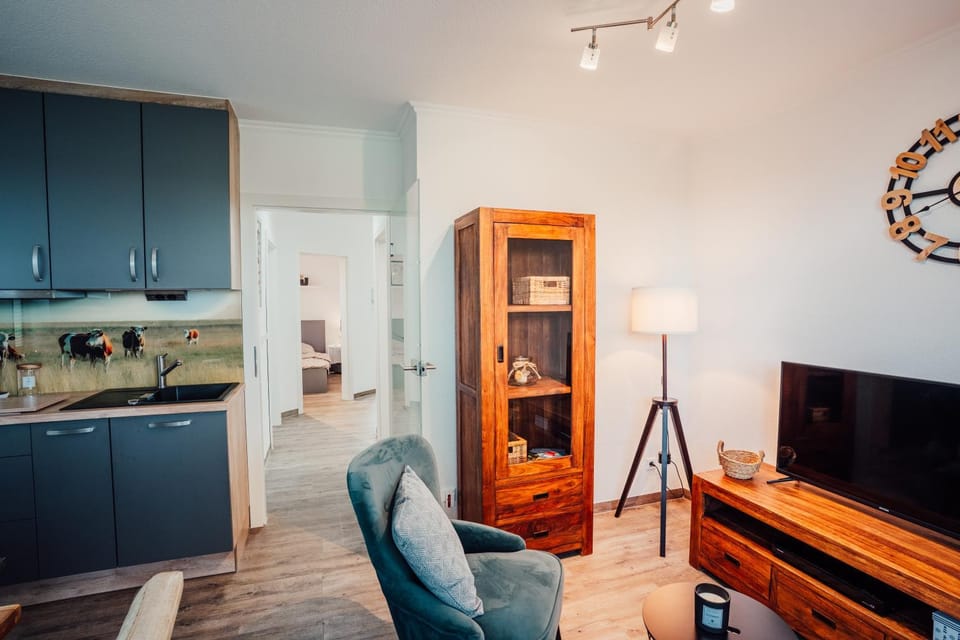 TV and multimedia, Living room, kitchen