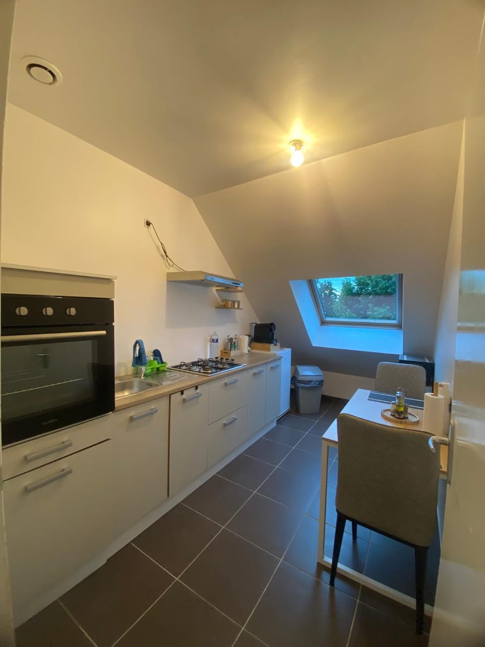 microwave, oven, stove, kitchen