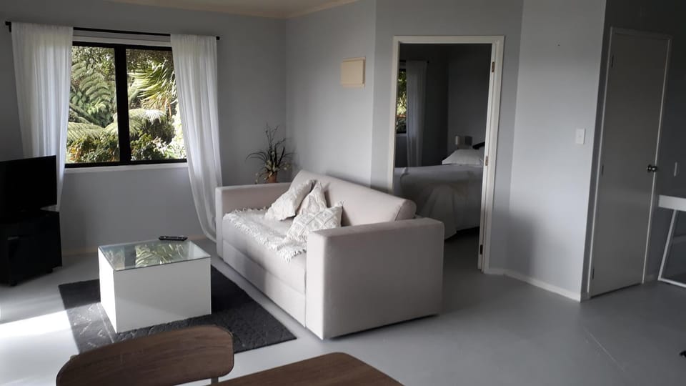 Pipiroa Bay Homestay Vacation rental in Northland
