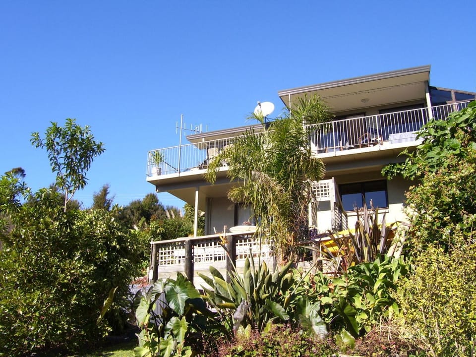 Property building, Balcony/Terrace