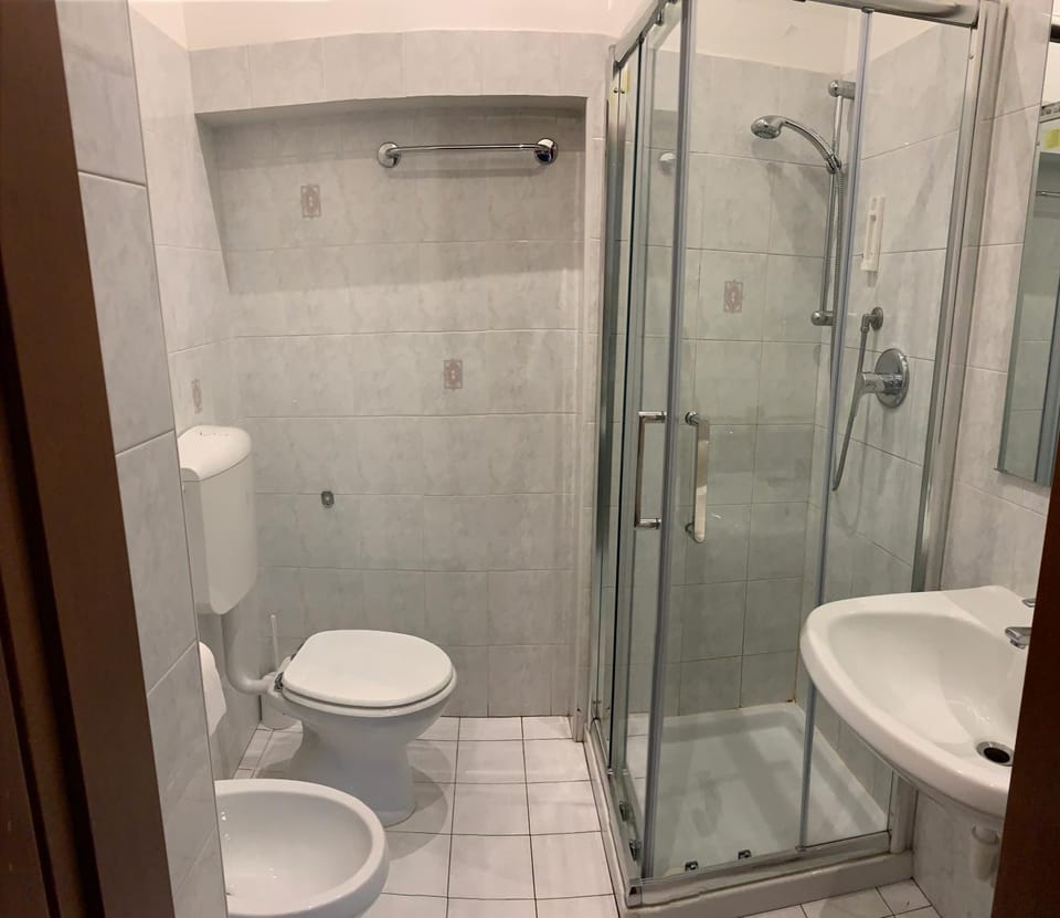 ugo bassi rooms Bed and Breakfast in Bologna