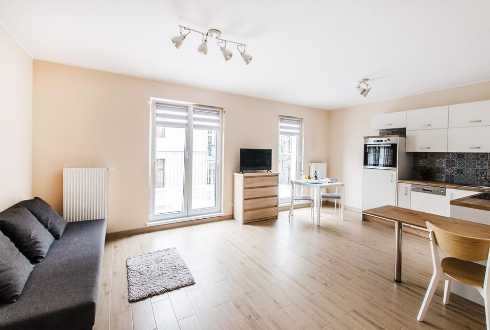 Orange Studio Cozy & New Apartment near Rynek Apartment in Wroclaw