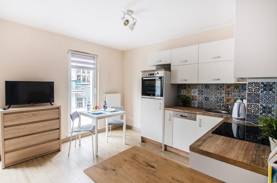 Orange Studio Cozy & New Apartment near Rynek Apartment in Wroclaw