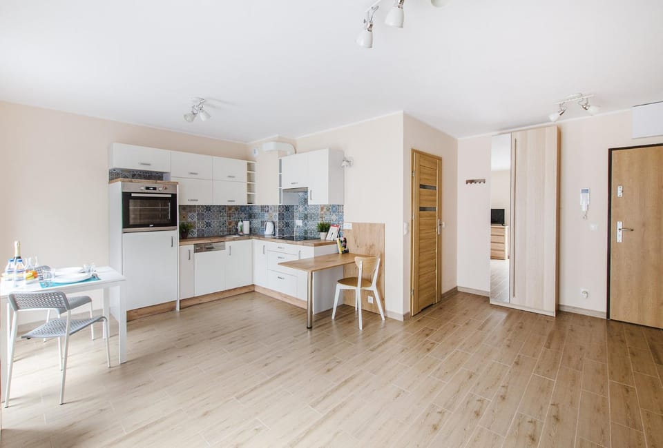 Orange Studio Cozy & New Apartment near Rynek Apartment in Wroclaw