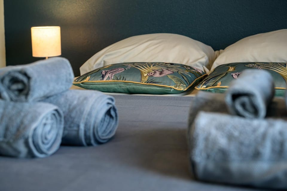 Bed, Bedroom