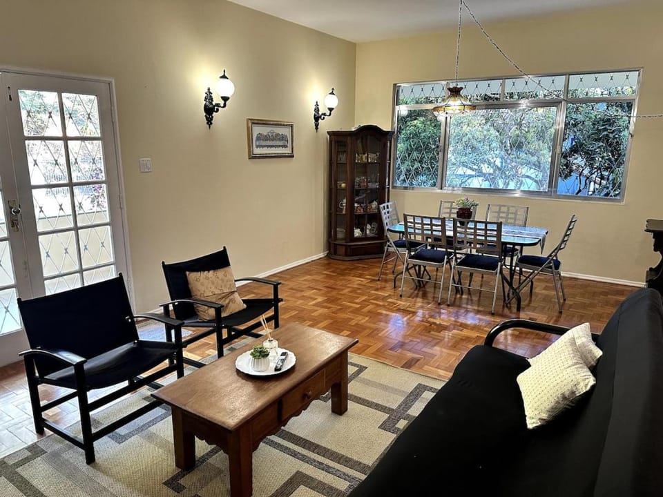 Casa Amarela House in State of Rio de Janeiro