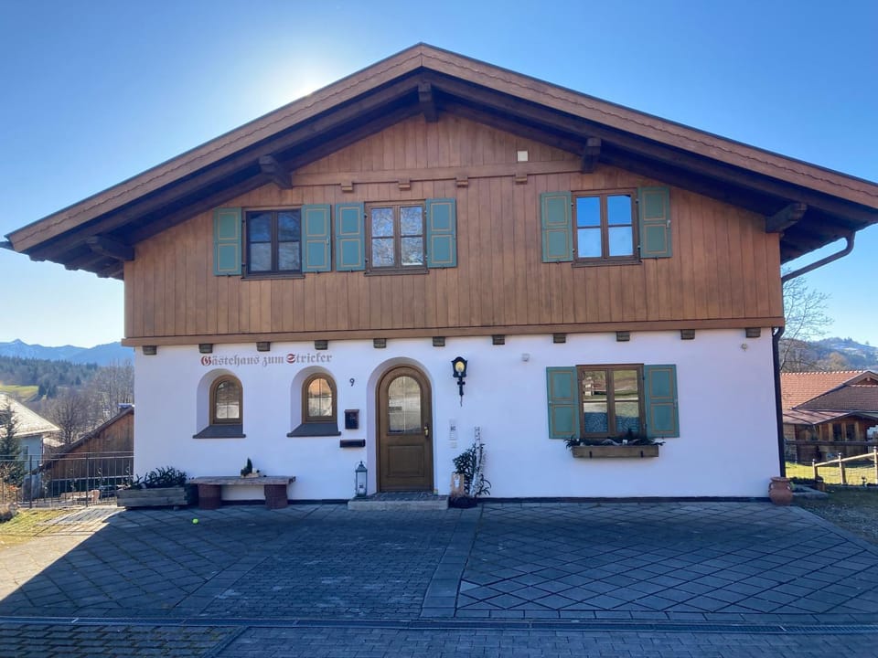 Gästehaus zum Stricker, Eckweg 9 Apartment in Bavaria