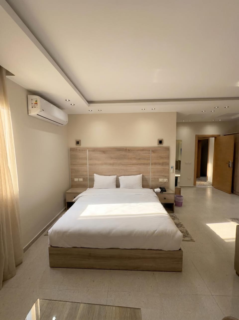 Bed, air conditioner