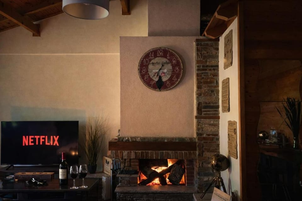 Living room, fireplace