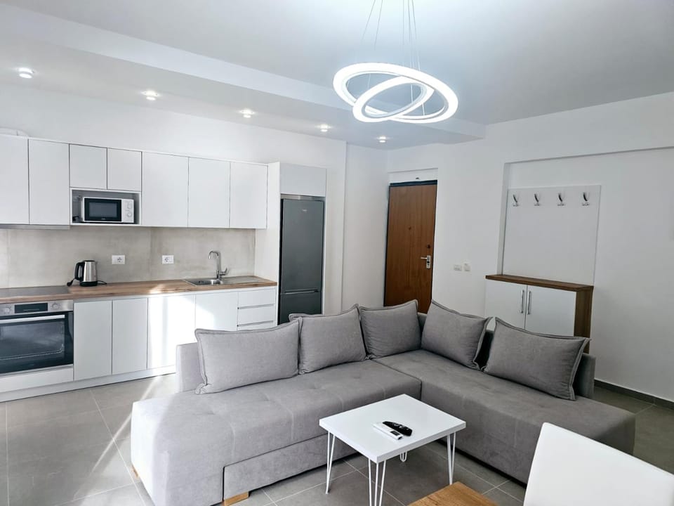 Kitchen or kitchenette, Living room, Seating area, Dining area, oven, stove, toaster
