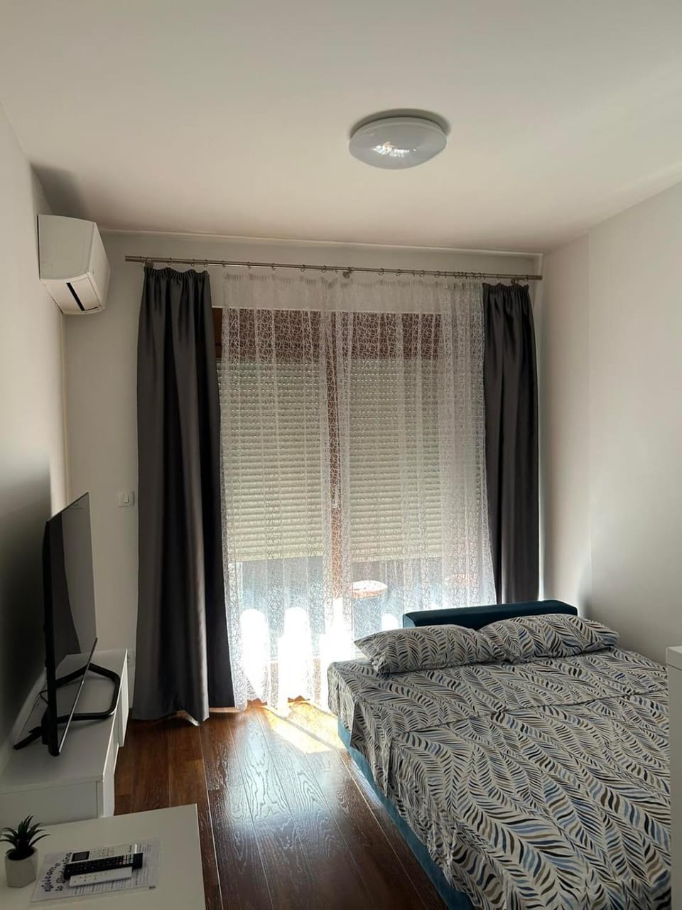 Violet Studio-Master Kvart Apartment in Podgorica