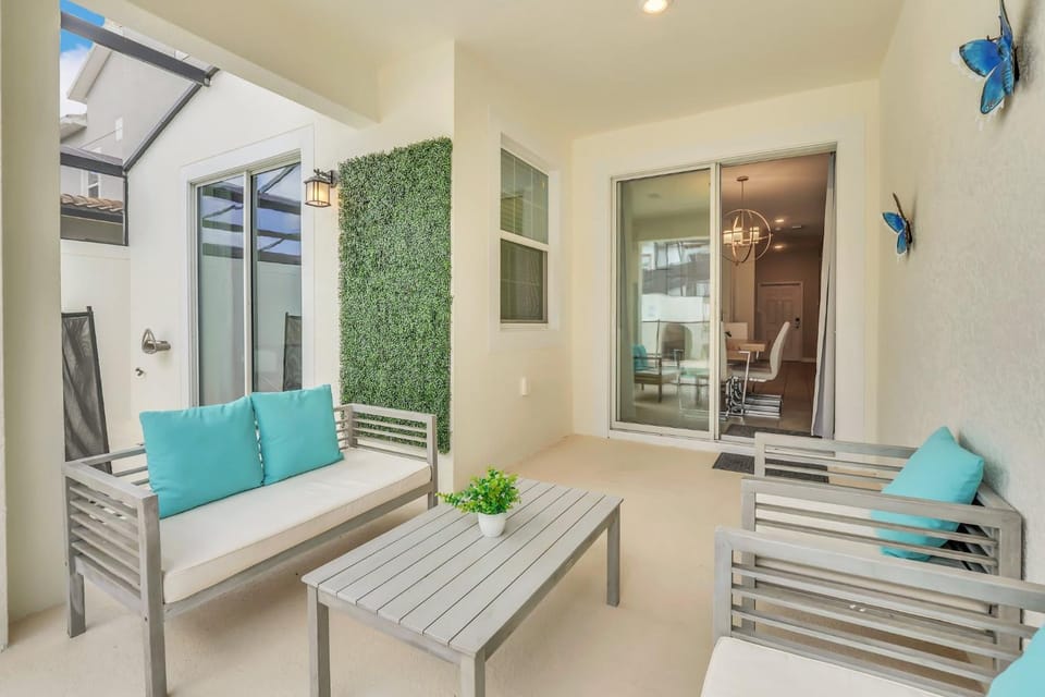 Storey Lake Escape with Pool House in Kissimmee
