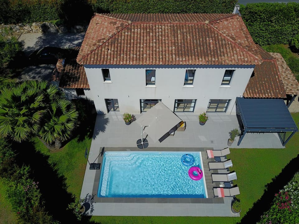 Villa Les Jasmins - Le Cannet-Vallauris - Modern with AC, ideal for fun and work Villa in Mougins