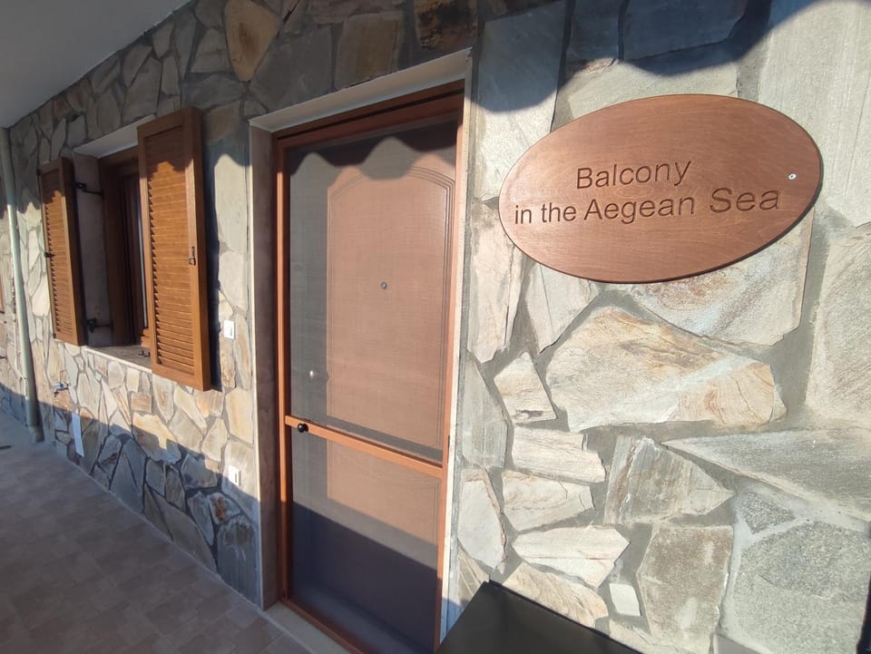 Property building, Facade/entrance, Property logo or sign