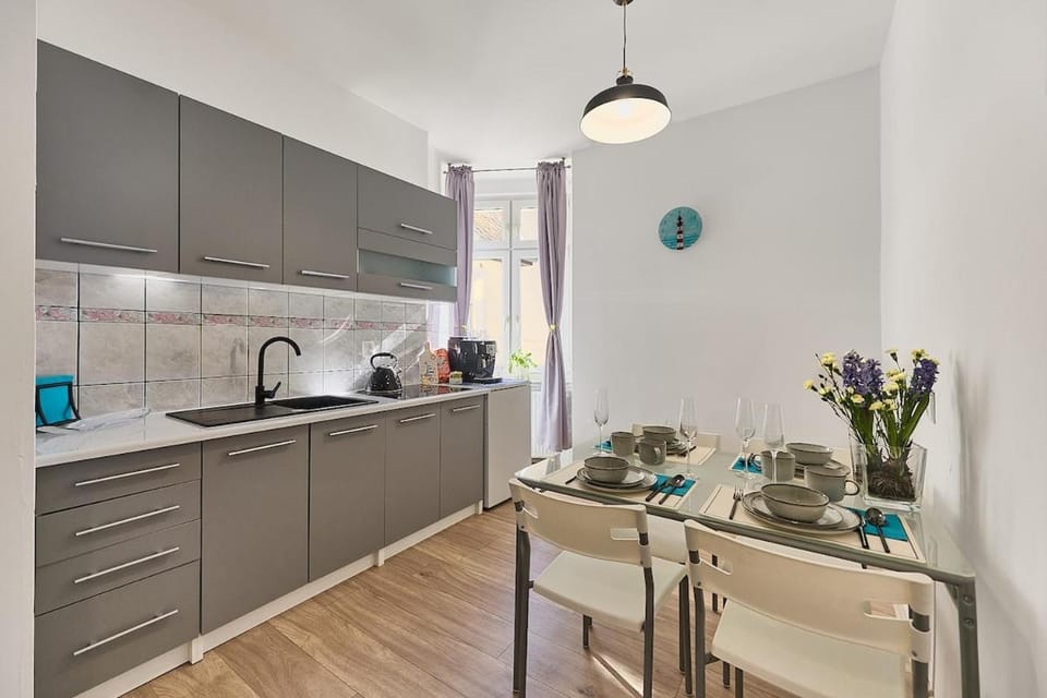 Golden Hour Apartments- Marynarzy 1 Apartment in Swinoujscie