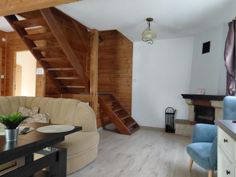 Domek u Bartnika z basenem na Mazurach House in Poland