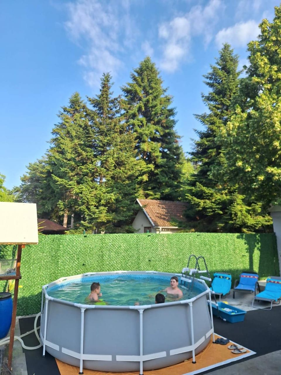 Swimming pool