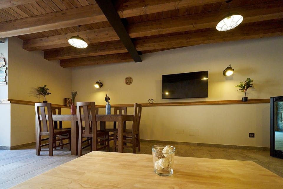Communal lounge/ TV room, Seating area