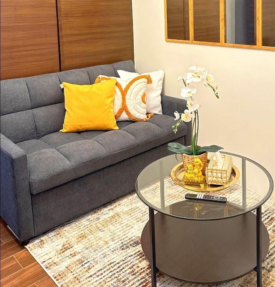 La Casa Air at SMDC Air Residences, Ayala Makati near shopping Malls and Makati Medical Center Apartment in Makati