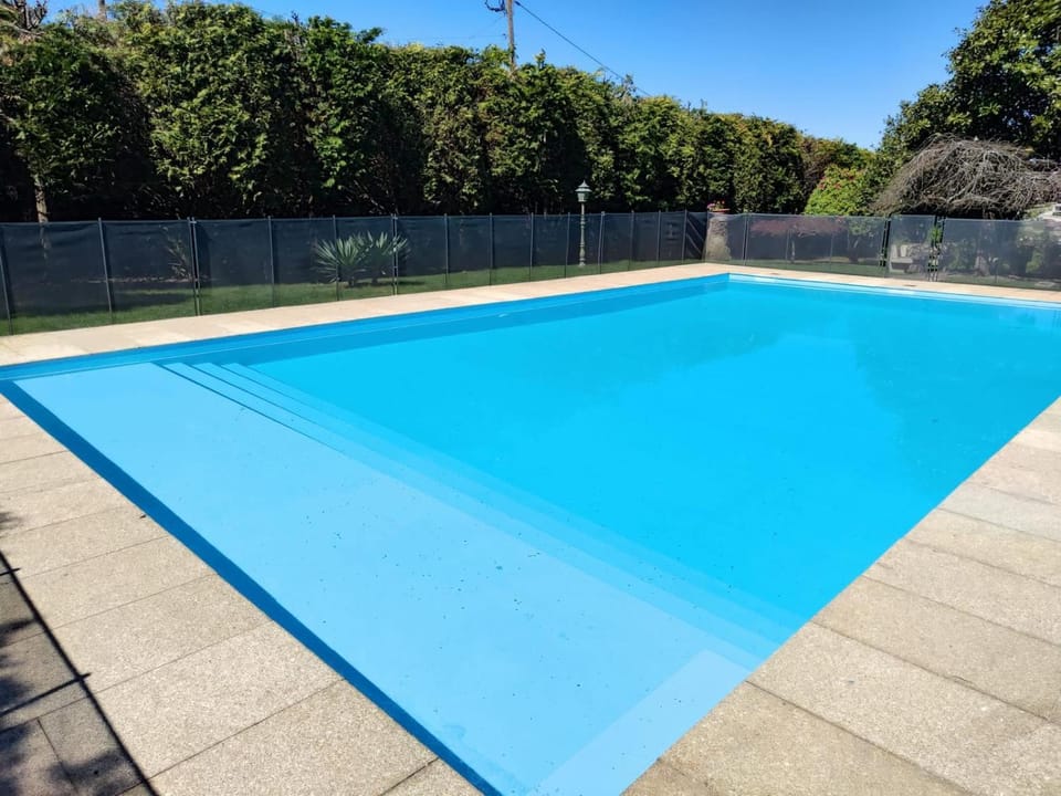 Swimming pool, Swimming pool