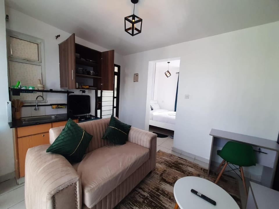 Legatus Cozy Studios 1 - Racecourse Ngong Road Apartment in Nairobi