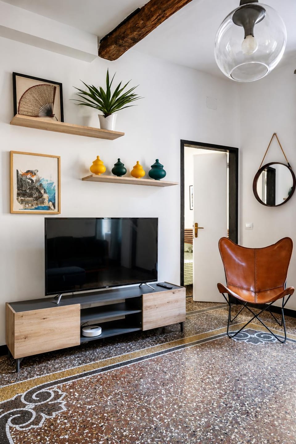 Designer 2 bedroom-AC apartment in the Center of Genoa Apartment in Genoa