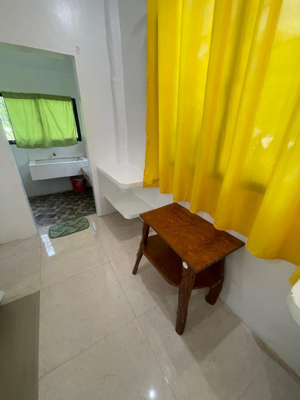 Bed, Photo of the whole room, Seating area, Bedroom