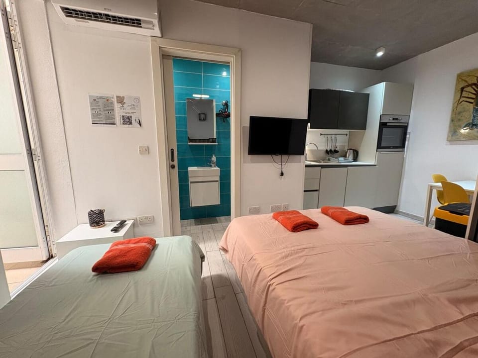 Bed, TV and multimedia