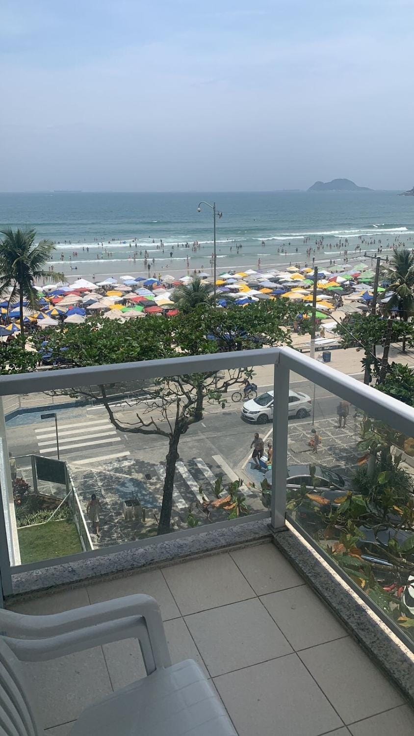 Pitangueiras frente ao mar com 2 quartos e 1 vaga Apartment in State of São Paulo