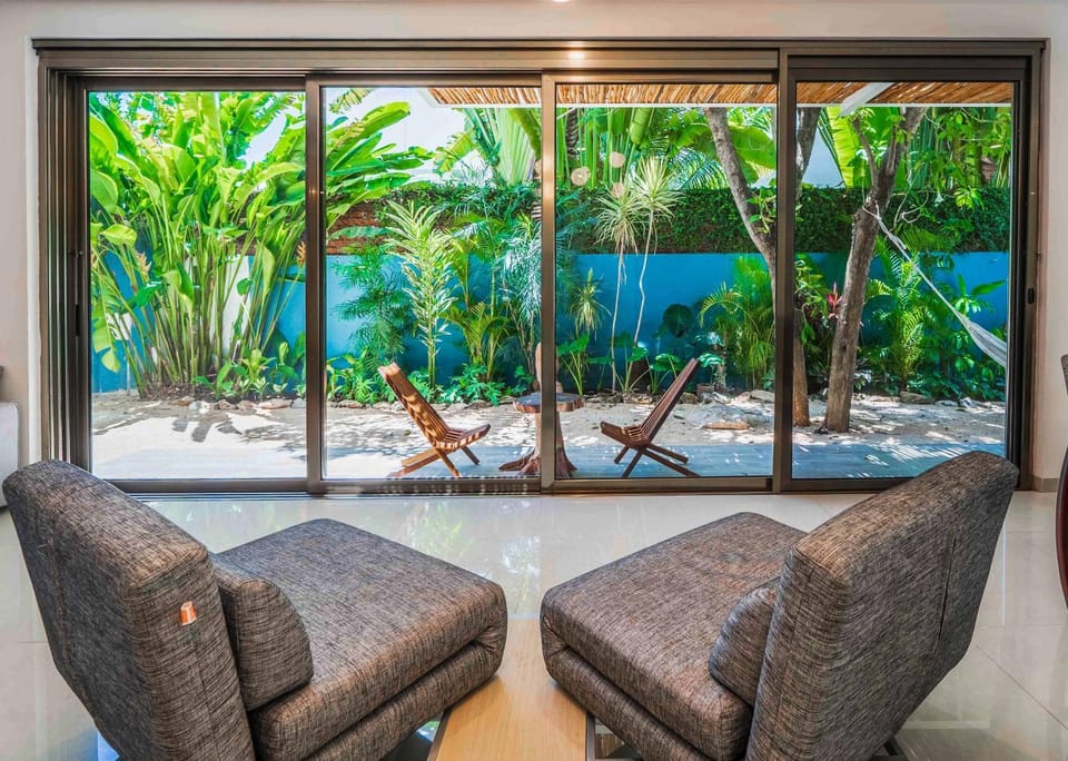 Living room, Garden view