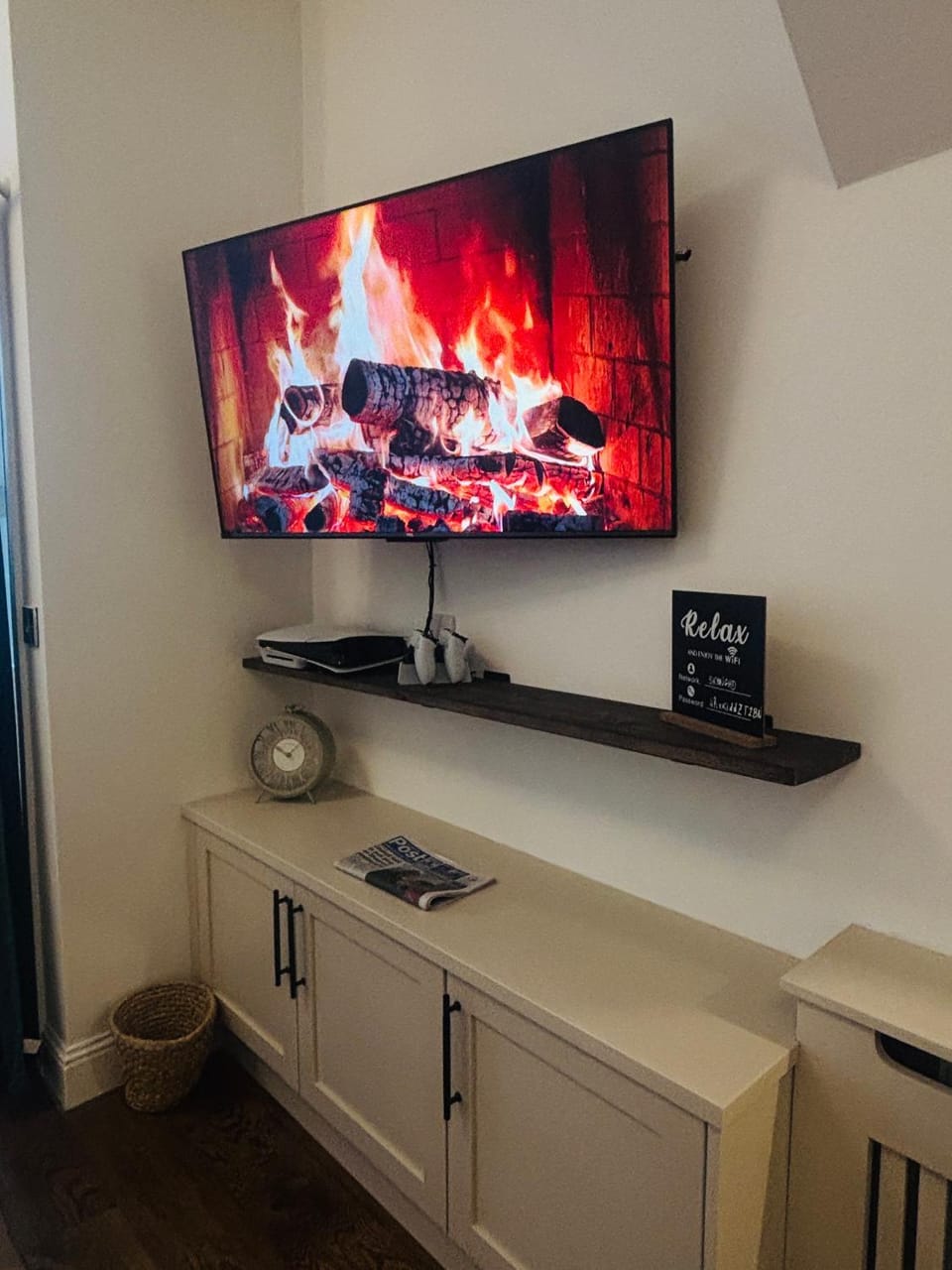 Twenty 7 - Modern & Spacious Townhouse House in County Clare