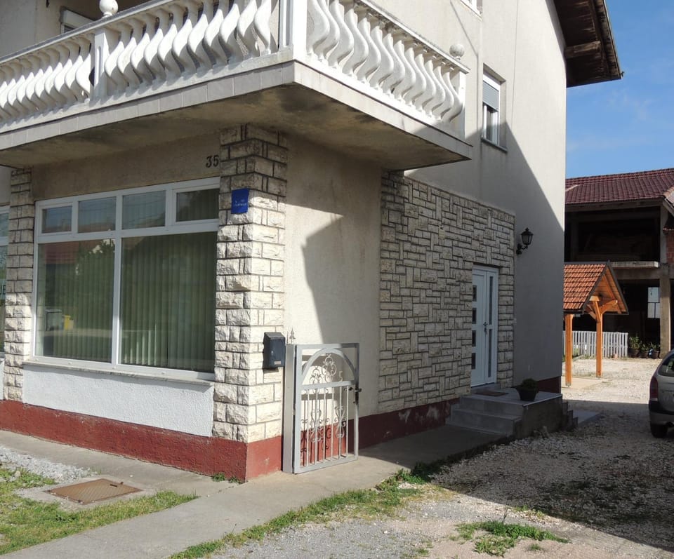 Apartman Turist Apartment in Lika-Senj County