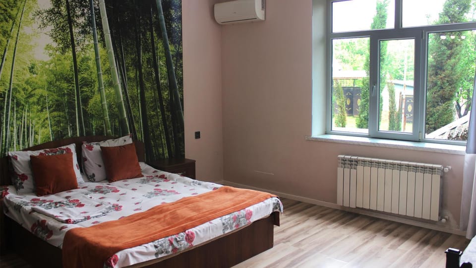 Bed, Bedroom, air conditioner