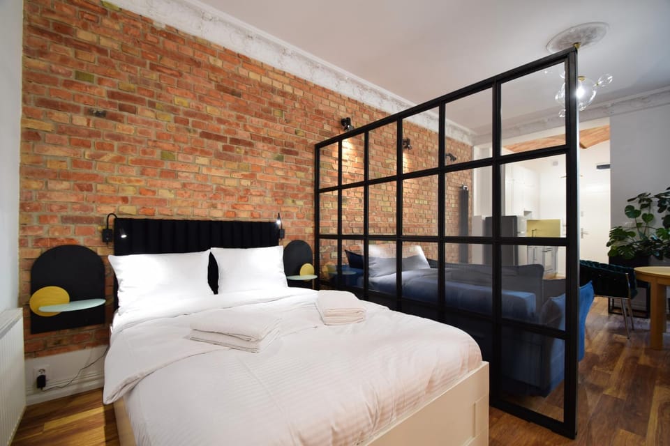 Bed, Living room, Bedroom